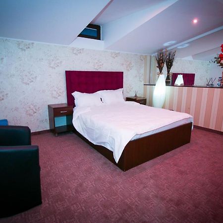 Karma Luxury Room Бухарест Экстерьер фото